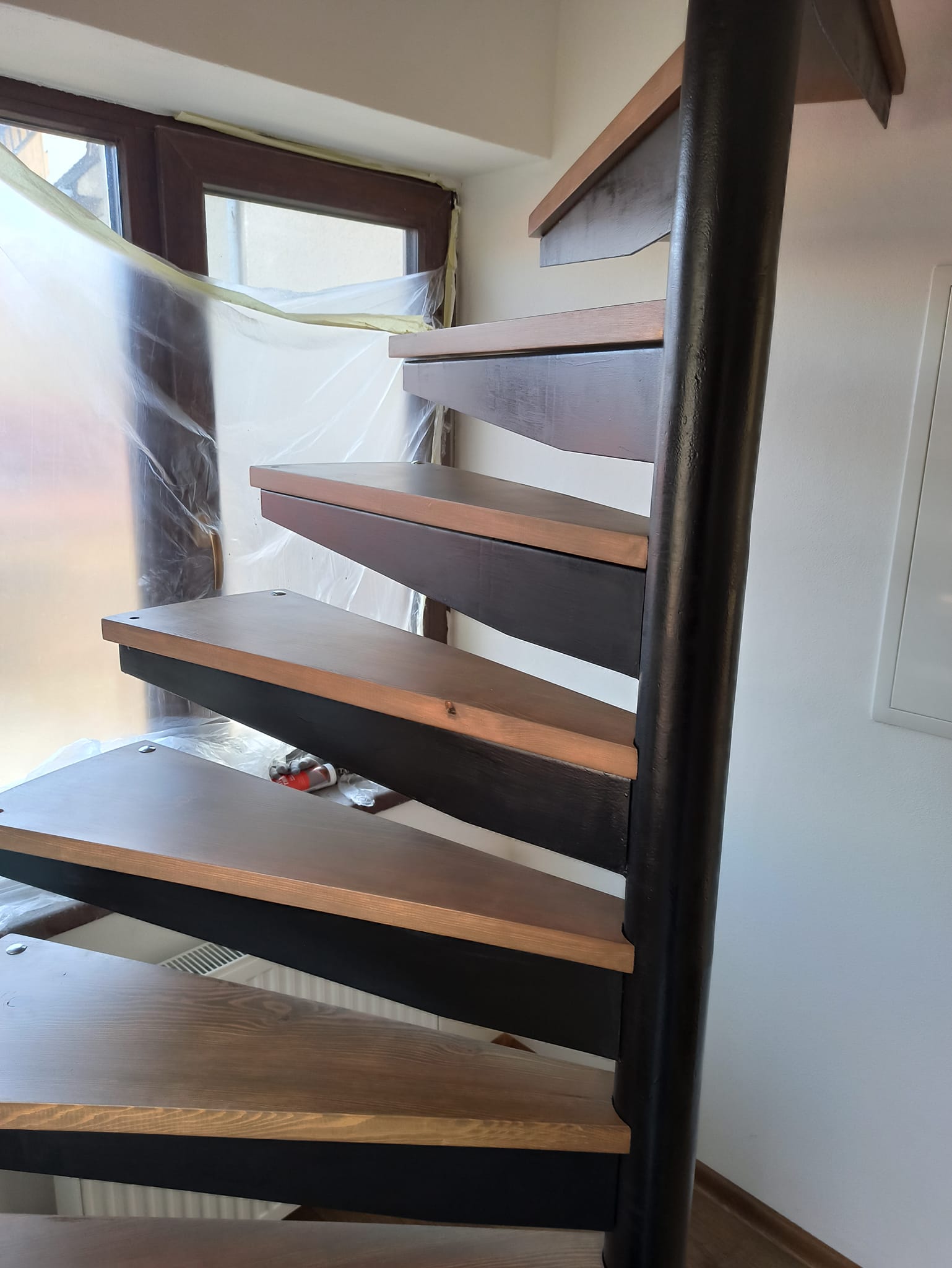 Renovace dřevěného schodiště — foto 2