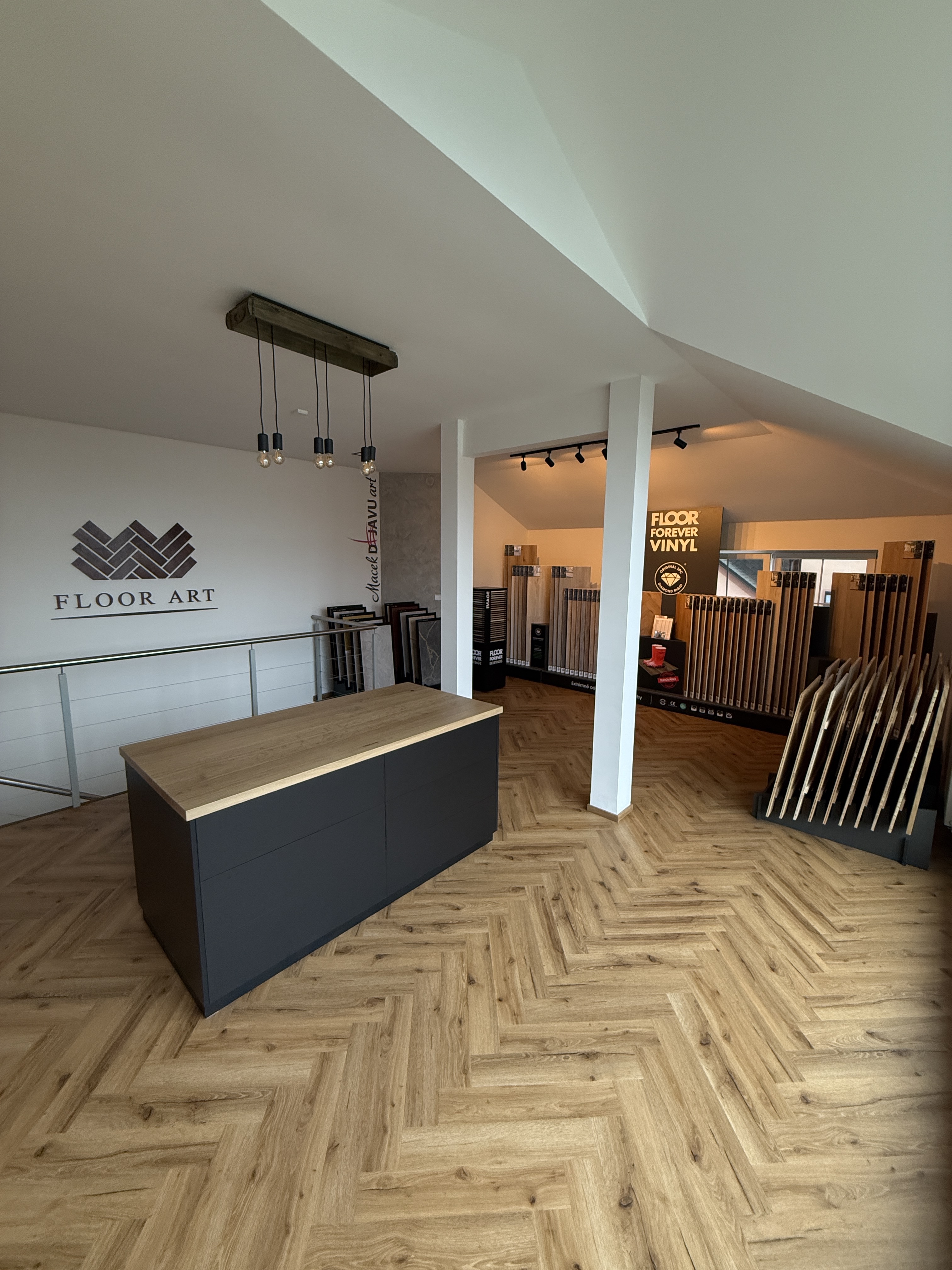 Showroom Floorart 5