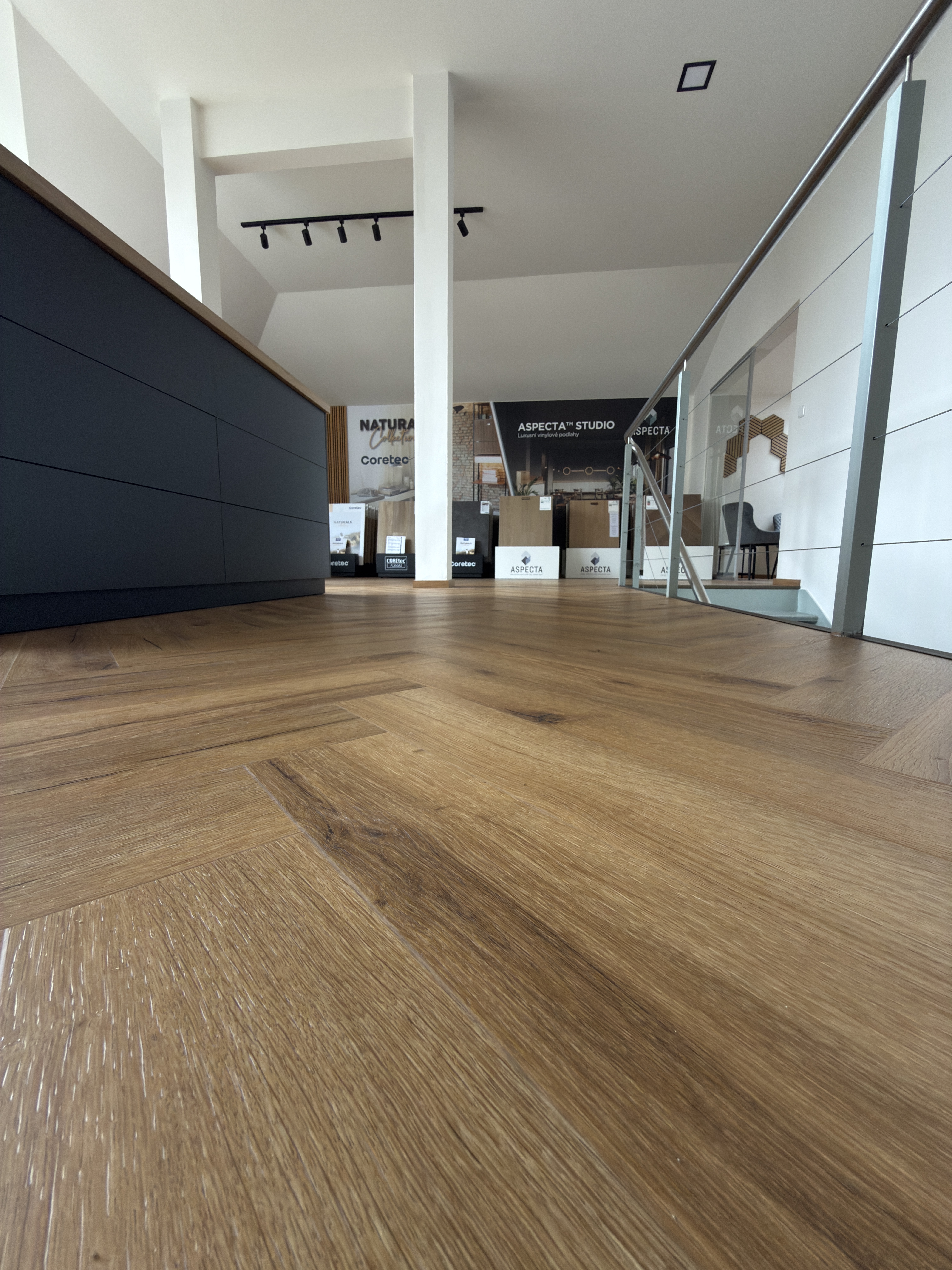 Showroom Floorart 12